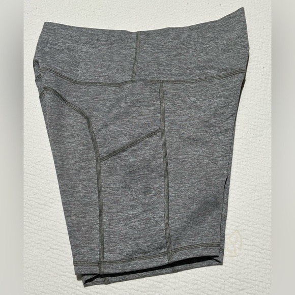 Offline by Aerie: 🌟Like New🌟 Women’s Bike Shorts- Size Large - Picture 3 of 8